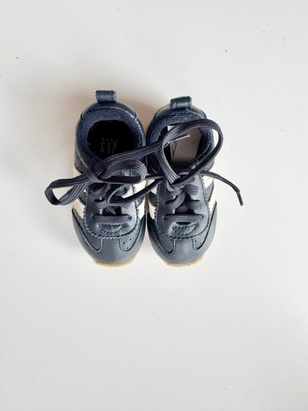 Kids' BABY GAP Navy Blue Leather White Striped Sneakers, Size 5 - Picture 3 of 11